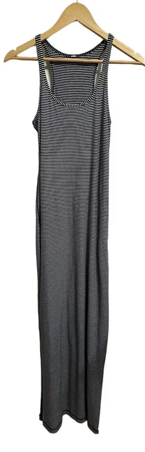 Lululemon Refresh Maxi Dress Hyper Stripe Inkwell‎ size 2 thumbnail 1