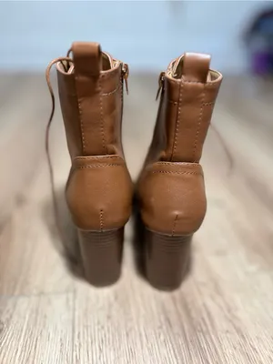 Tan Lace‎ Up Combat Ankle Boots Womens 7.5 Block Heel Side Zip Faux Leather thumbnail 6
