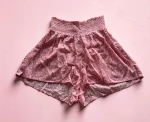 Urban Outfitters Kimchi Blue Pink Floral Smocked High Waist Flowy Shorts‎ S thumbnail 1