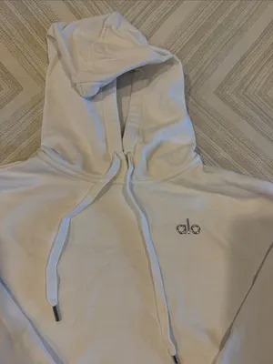 Alo Yoga Women’s Accolade Hooded Sweatshirt – White – Size XS thumbnail 2