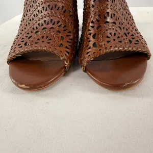 Jeffrey Campbell Kelowna‎ Perforated Mule in Brown Size 9.5 thumbnail 4