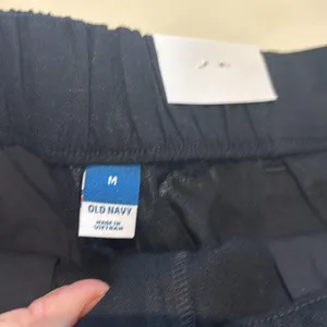 Old Navy Black Linen high Rise Trouser Shorts thumbnail 3