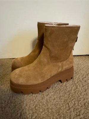 Jessica Simpson Ulalie Suede Platform Lug Booties in Tuscan Tan Size 5.5 thumbnail 4