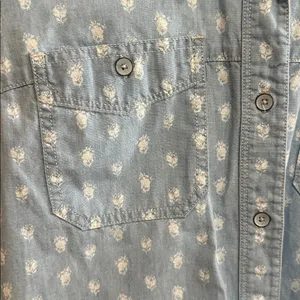 Madewell Chambray with White Floral Print Button Down Long Sleeve Blouse thumbnail 4
