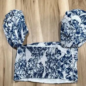 Abercrombie and Fitch Blue White Puff Sleeve Blouse Top Women’s Medium thumbnail 5
