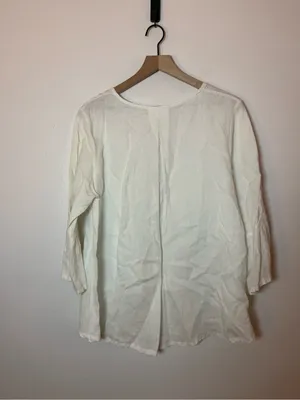 Bryn‎ Walker Fran Light Linen Round Neck Ruffle 3/4 Bell Sleeve High-Low Top thumbnail 7