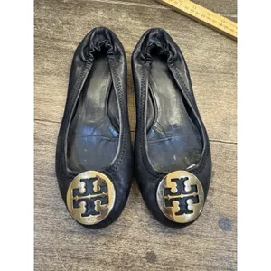 Authentic Tory Burch Claire Black Size 6.5 7 Ballet Flats‎ Gold Logo Medallion thumbnail 2