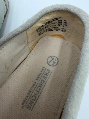 Predictions Men’s Light Gray Suede Penny Loafers Size 7.5 Moc Toe Slip On thumbnail 2