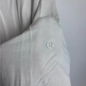 Lululemon White Opal Modal Pleated Shoulder Sleeveless Athletic Tank Top thumbnail 9