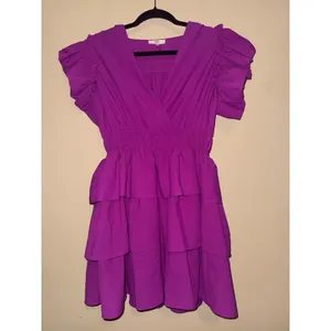 Entro Magenta Purple Ruffle Tiered Mini Dress Smocked Waist V-Neck M Barbiecore thumbnail 2