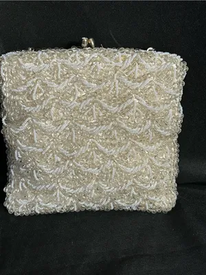Ivory Beaded Evening Shoulder Hand Bag with Chain Strap Rhinestone Accent thumbnail 4