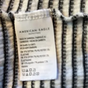 American Eagle Black & White Striped Crop Top Size Juniors Medium thumbnail 3