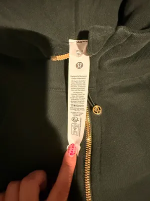 Lululemon Scuba thumbnail 2