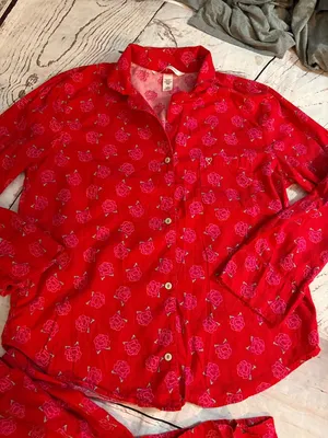 Victoria's Secret Red Floral Button-Front Pajama Set women’s vintage medium thumbnail 2