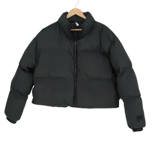 Fabletics Cropped Puffer Jacket Womens Medium Black Quilted Winter Wear Full Zip thumbnail 1