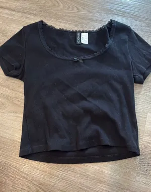 H&M short sleeve shirt thumbnail 1