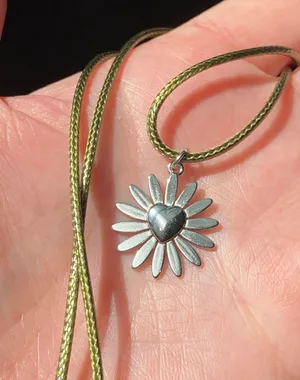 Handmade stainless steel sun heart flower boho retro vintage style necklace☀️🩵 thumbnail 5