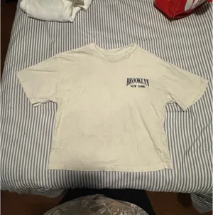 NYC Crop Top White thumbnail 2