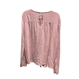 Harper Heritage size XL embroidered crinkled pleated top. thumbnail 2