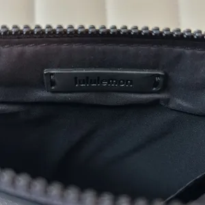 Lululemon Goody Bag - Black Sparkle thumbnail 5