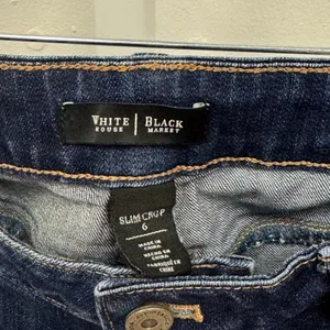 White House Black Market Slim Crop Jeans Dark Wash Raw Hem Size 6 Stretch Casual thumbnail 7