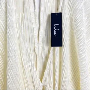 Lulu's Cream Pleated Blouse thumbnail 8