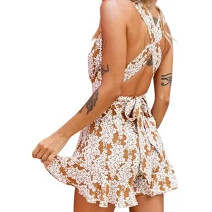 Selfie Leslie Romper Floral Deep V‎ Neck Halter Open Back Tie Back Size Large thumbnail 10