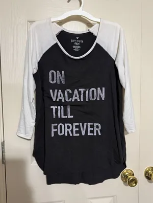 American Eagle Soft & Sexy Plush Raglan Tee Black White On Vacation Till Forever thumbnail 1