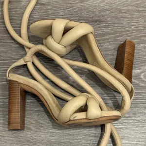 Alexandre Birman Puffy Knot Beige Leather Suede Block Heel Ankle Tie Sandals‎ 7 thumbnail 5