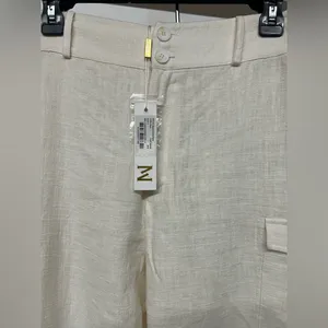NWT Meshki Women’s Small Cream Ankle Cargo Pants thumbnail 3