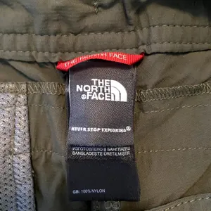 The North Face Cargo Shorts Nylon Flat Front Multi-Pocket New Green 6L thumbnail 2
