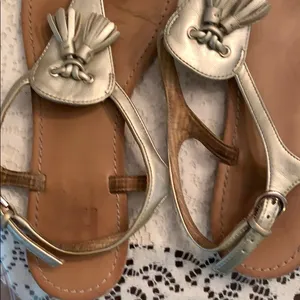 5/$25 sandals thumbnail 3