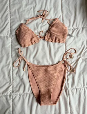 Victoria's Secret Bikini thumbnail 1
