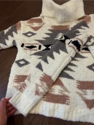 Poof Apparel Cozy Turtleneck Aztec Pattern Sweater - Medium NWT - C16-058 thumbnail 5