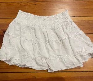 Garage Skirt thumbnail 1