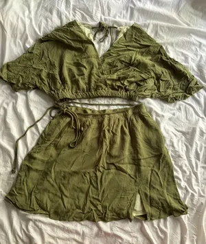 Amazon Skirt Set Two-Piece thumbnail 1