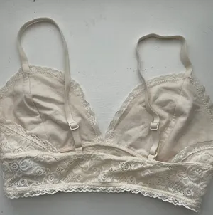 Old Navy Laced Bralette thumbnail 2