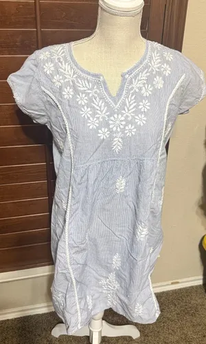 Jayshree Dalal Blue White Seersucker Floral Embroidered Tunic Dress Medium thumbnail 1