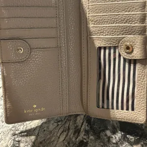 Kate Spade Cream Leather Clutch with Gold Accents thumbnail 6