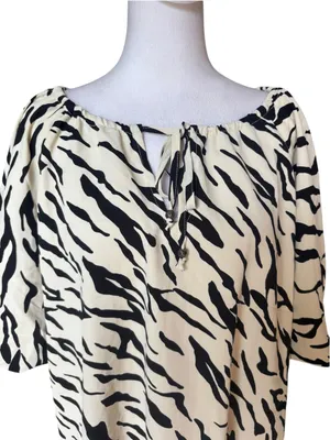 Anthropologie Entro Zebra Print Puff Sleeve Blouse Top Womens Small NEW thumbnail 5