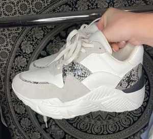 Steve Madden Sneakers thumbnail 1