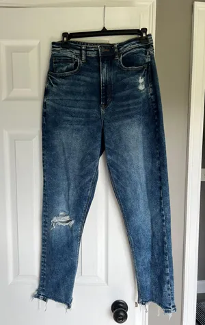 American Eagle Mom Jeans thumbnail 1