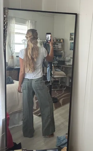 Army Green Cargo Type Pants Size M thumbnail 2