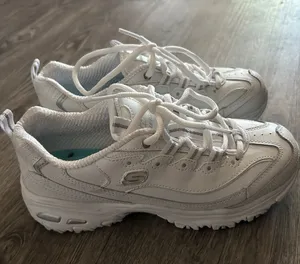 Skechers White Women's Lace-Up Chunky Sneakers thumbnail 1