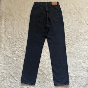 Aritzia Denim Forum Jeans The '90s Joni Hi-rise Loose Jean Black Sz 25 thumbnail 4