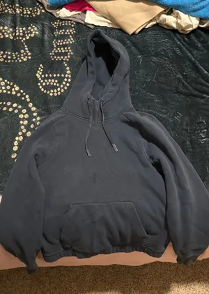 Lululemon sweatshirt  thumbnail 1