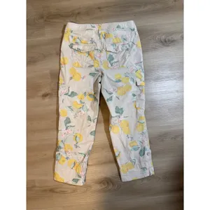 Chico's So Slimming Lemon Print Crop Cargo Pants 4 S Women Fruit Floral Casual thumbnail 7