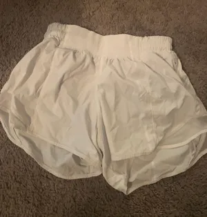 Lululemon Shorts thumbnail 1
