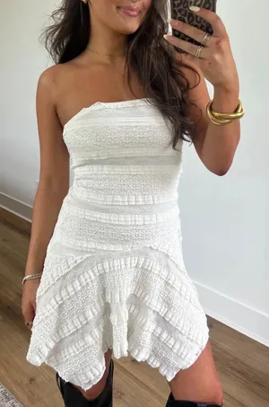 These Three Boutique Le lis White Lace Dress thumbnail 2