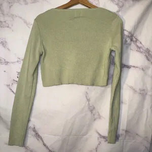 Princess Polly Michael Cropped Cardigan Top in Green thumbnail 2